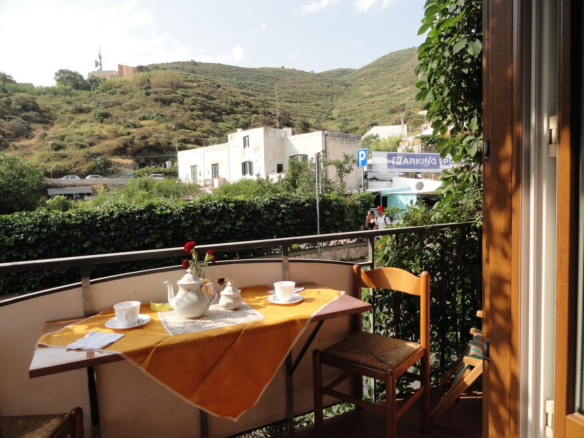 Chiaia Apartments Πόντσα Δωμάτιο φωτογραφία